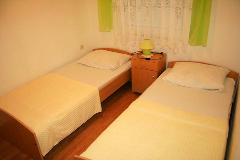 Apartments Mirjana - Stara Novalja Kültér fotó